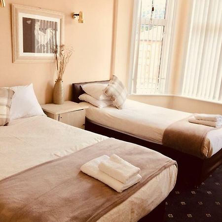 Trevelyan Hotel Ilford Buitenkant foto