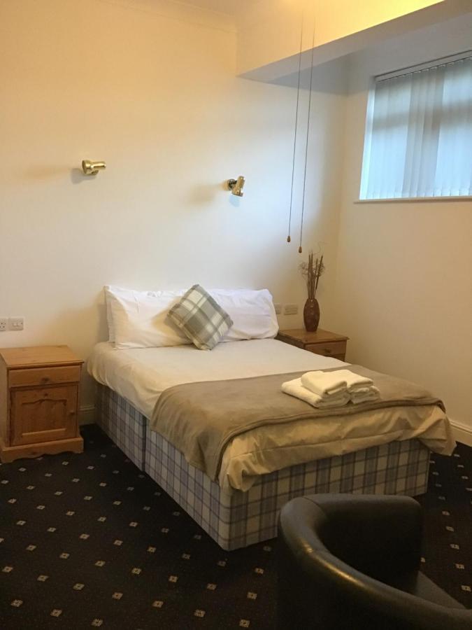 Trevelyan Hotel Ilford Buitenkant foto