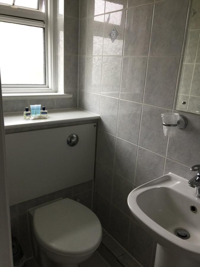 Trevelyan Hotel Ilford Buitenkant foto