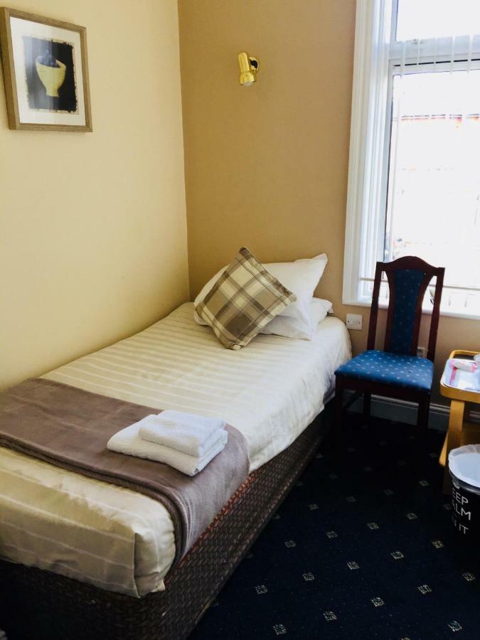 Trevelyan Hotel Ilford Buitenkant foto